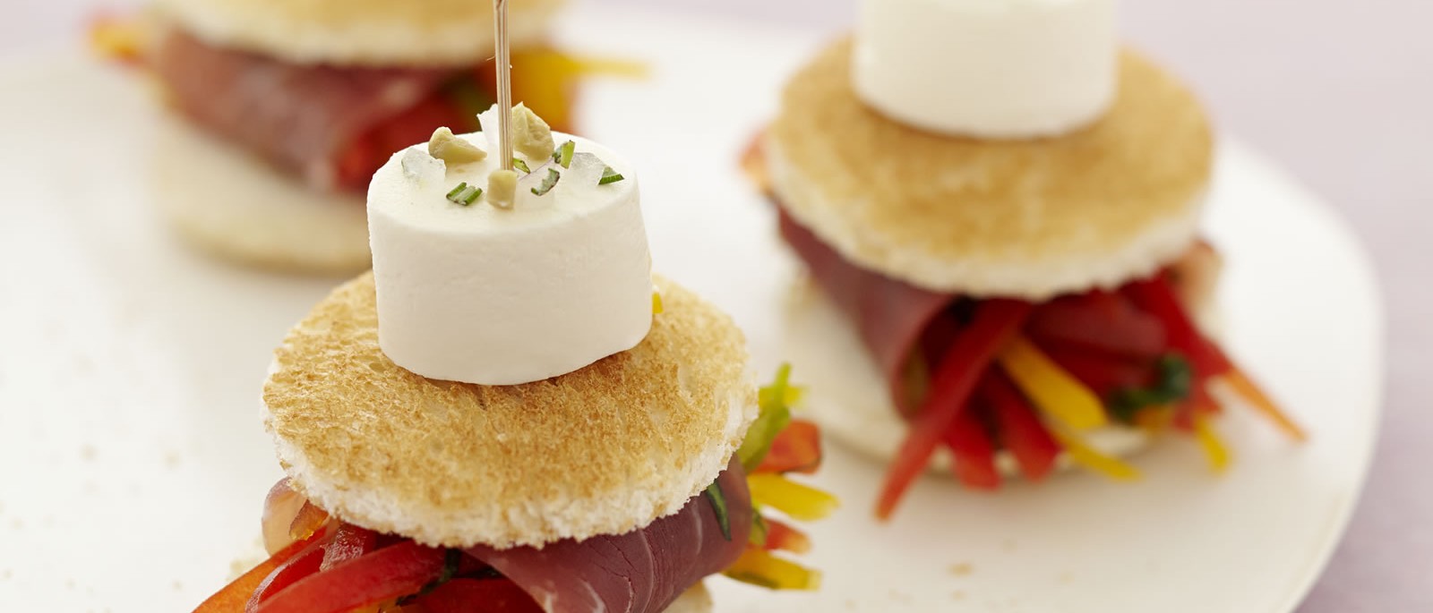 Ricetta per aperitivo con Club sandwich-formaggio per aperitivo